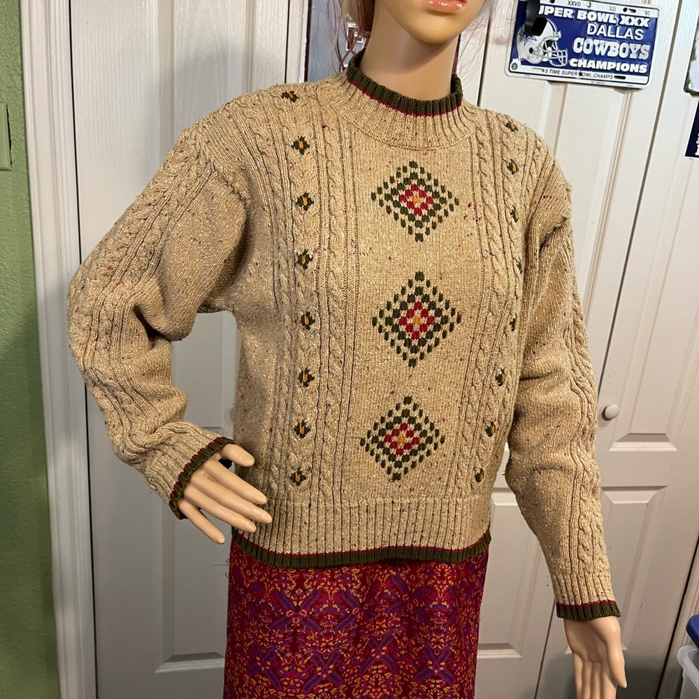 Liz Wear Women’s Sweater